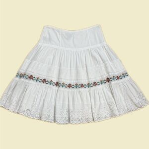 Beautiful skirt by Ralph Lauren Polo with Embroidery